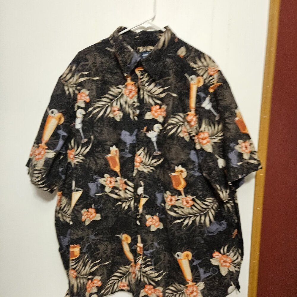 HARBOR BAY 3 XL EX COND  BLACK/ORANGE/PEACH